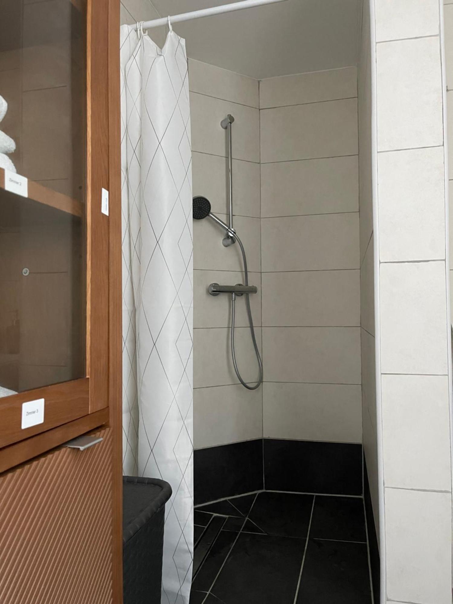 Luxurioeses Zimmer 10Min Zum Universitaet Kassel Ngoại thất bức ảnh