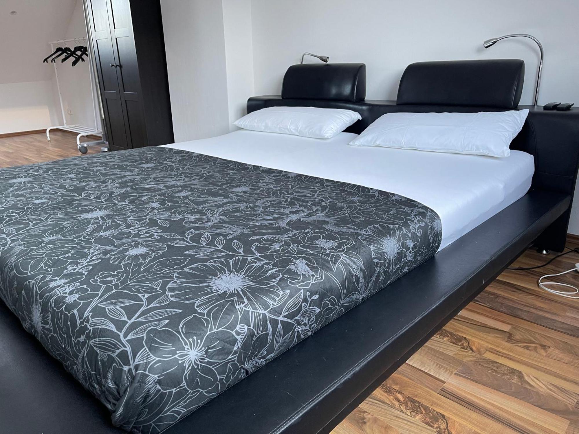Luxurioeses Zimmer 10Min Zum Universitaet Kassel Ngoại thất bức ảnh