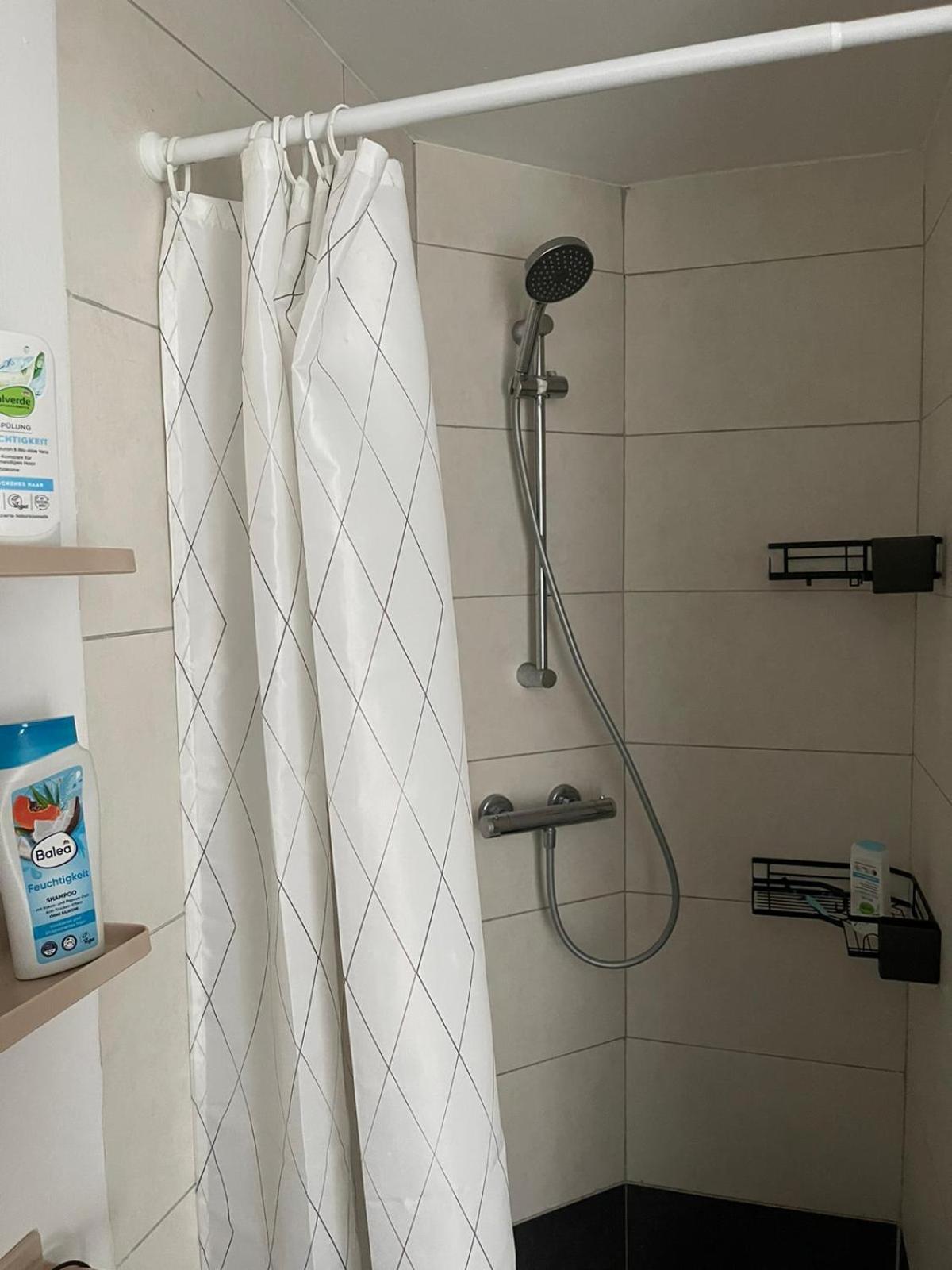 Luxurioeses Zimmer 10Min Zum Universitaet Kassel Ngoại thất bức ảnh