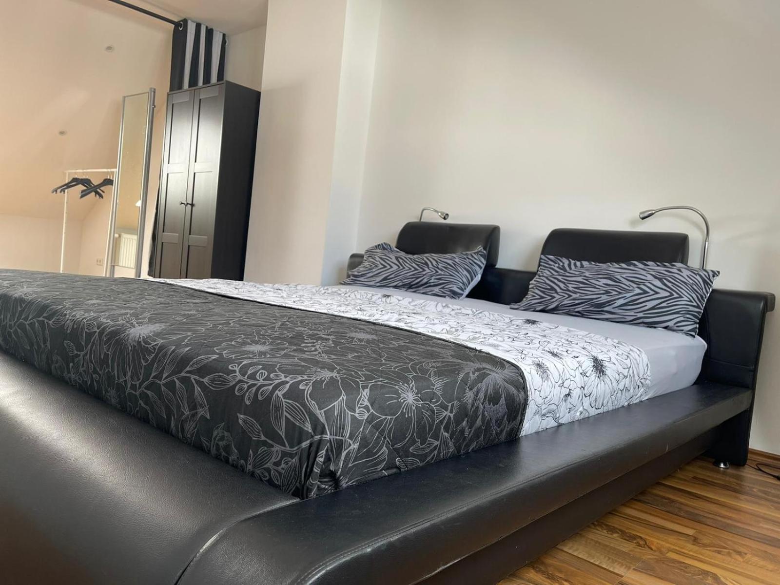 Luxurioeses Zimmer 10Min Zum Universitaet Kassel Ngoại thất bức ảnh